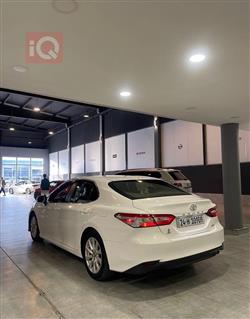 تۆیۆتا کامری